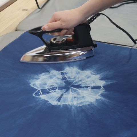 6. アイロンがけをします I'll iron it